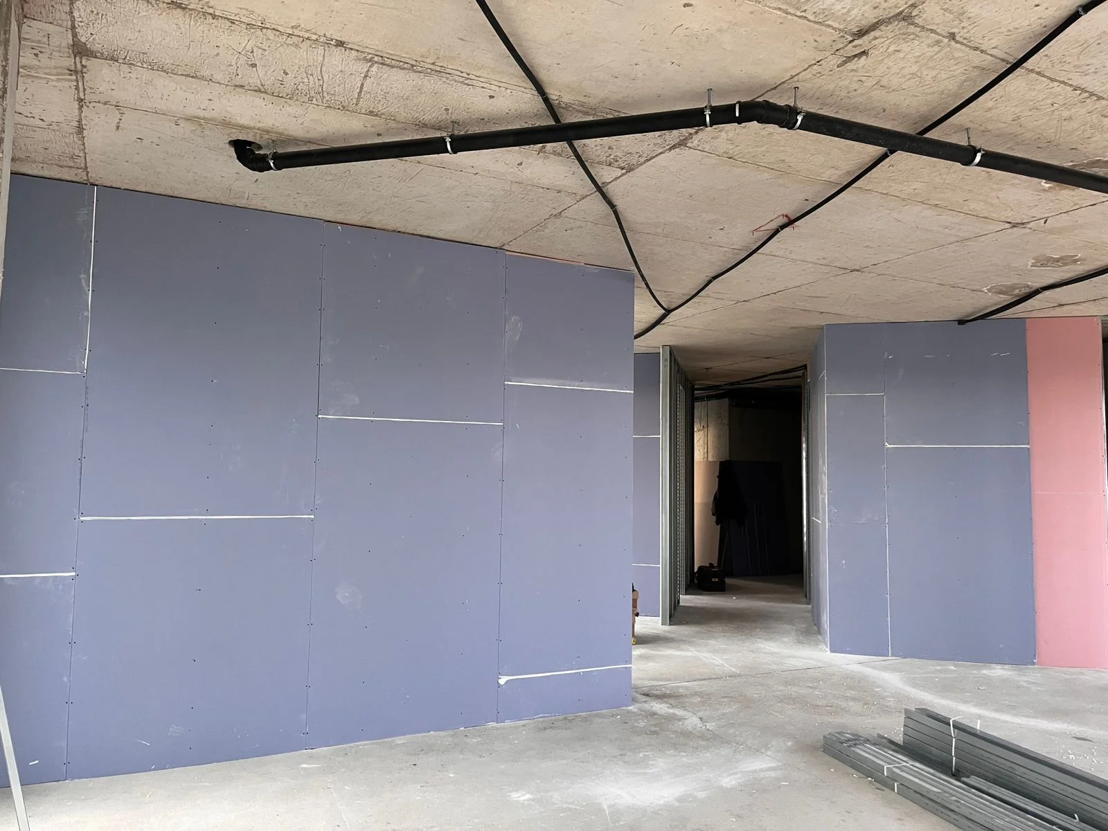 Commercial gypsum installation